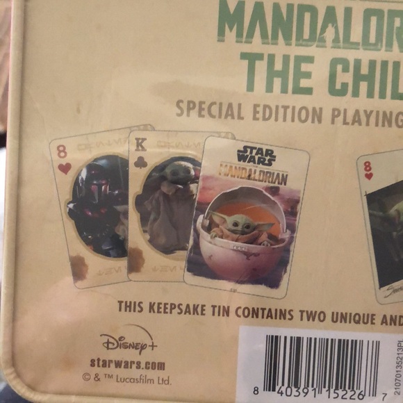 Star Wars ‘The Mandalorian’ Playing Card Set - Picture 4 of 6